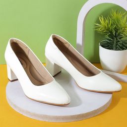 Mochi Women Block Heels Pumps-54