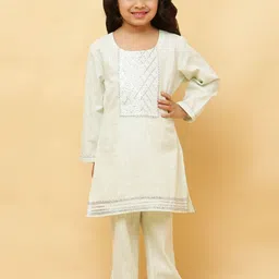 Mera Rang Girls Embroidered Regular Pure Cotton Kurta with Trousers & Dupatta-image-16