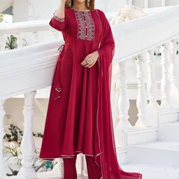 Moda Rapido Floral Yoke Design Pure Silk Anarkali Kurta with Trousers & Dupatta-28