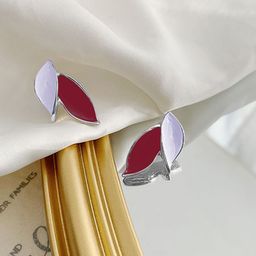 KRENOZ Silver Plated Leaf Shaped Studs-35