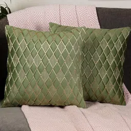 TANLOOMS Set of 2 Piece Green Color Premium Velvet Cushion Covers-image-4