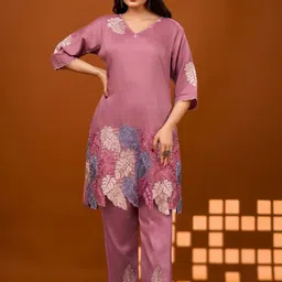 Kaftanize Thread Embroidered Scalloped Co-Ord Set-image-6
