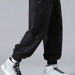 StyleCast Men Solid Regular Fit Mid-Rise Joggers Trousers-image-17