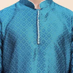 SKAVIJ Men Ethnic Motifs Regular Kurta with Pyjamas & With Dupatta image 2