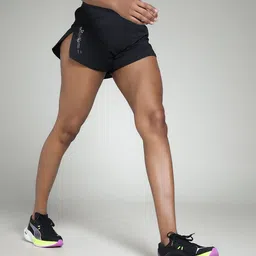 Puma Run Knit Women Above Knee Split Running Shorts-image-69