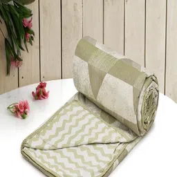 Aura Green & Off White Geometric Microfiber AC Room 150 GSM Single Bed Dohar-image-83