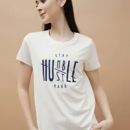 Ginger by Lifestyle Women Printed Extended Sleeves Pockets T-shirt-image-41