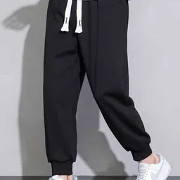 StyleCast x Revolte Men Regular Fit Jogger Trousers-picture-19