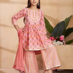 Sangria Girls Peach Pure Cotton Kurta Sets-picture-23