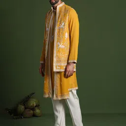 KALPRAAG Men Floral Embroidered Regular Sequinned Kurta with Trousers & With Dupatta image 3