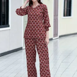 Selvia Printed Top With Palazzo Co-Ords-image-8