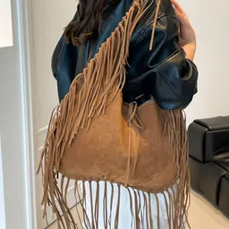 StyleCast x Revolte Half Moon Handheld Bag With Fringed-picture-5