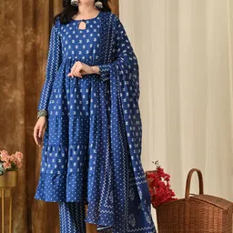 KAMODIAZ Women Printed Pure Cotton Kurta with Trousers & Dupatta-27