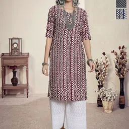 HERE&NOW Selection Of 3 Geometric Printed Round Neck Straight Kurtas-8