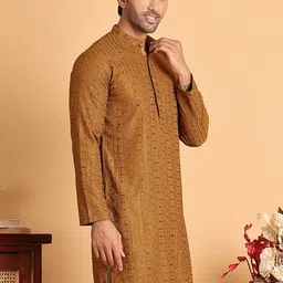 Jompers Men Geometric Embroidered Sequinned Kurta-51