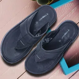 Trekiva Men Black PU Flip Flops-picture-30