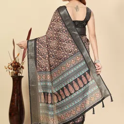 J 6 DESIGNER Ethnic Motifs Handloom Block Print Saree-picture-8
