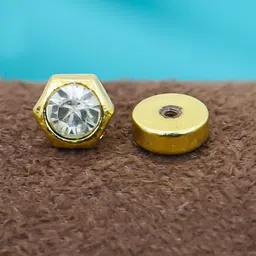 VAGHBHATT Circular Studs Earrings image 3