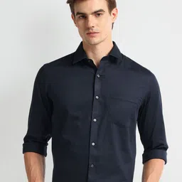 Arrow Men Spread Collar Micro Ditsy Printed Cotton Slim Fit Formal Shirt-picture-1