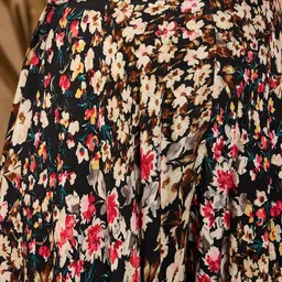 winered WinRed Printed Oversized Crop Top With Flared Palazzos Co-Ords image 3