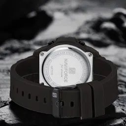 Naviforce Men Dial & Straps Digital Watch NF7110 B B B_ image 2