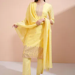 Vishudh Women Ethnic Motifs Embroidered Regular Thread Work Kurta with Trousers & With Dupatta-11