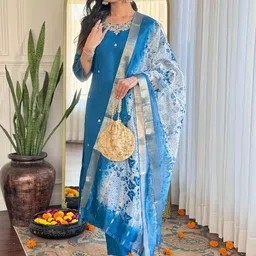 THE52 Women Floral Embroidered Regular Thread Work Kurta with Trousers & With Dupatta-picture-15