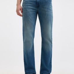 Pepe Jeans Men Holborne Straight Fit Light Fade Stretchable Jeans-image-49