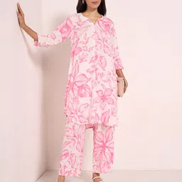 RANGMANCH BY PANTALOONS Women Printed Mirror Work Kurta-21