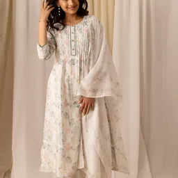 Ode by House of Pataudi Floral Printed Linen A Line Kurta with Trousers & Dupatta image 5