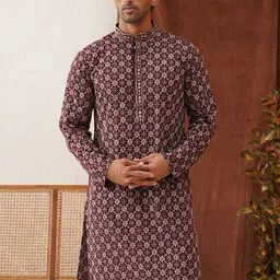 Jompers Men Geometric Embroidered Sequinned Kurta-21