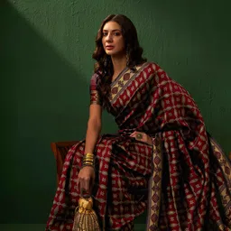 DEVATITHI Woven Design Zari Silk Blend Banarasi Saree-image-52