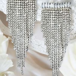 OOMPH Geometric Drop Earrings-7