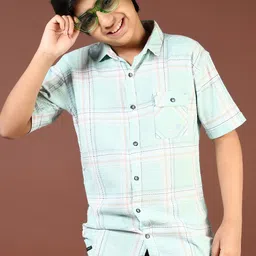 V-Mart Boys Opaque Checked Casual Shirt-image-2