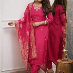 Growdamy Women Floral Embroidered Regular Sequinned Kurta with Trousers With Dupatta-picture-16