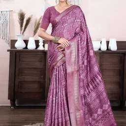 DIVASTRI Floral Zari Silk Blend Saree-picture-48