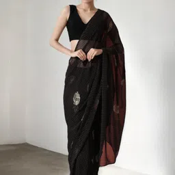 DIVASTRI Abstract Printed Ready to Wear Saree-image-14