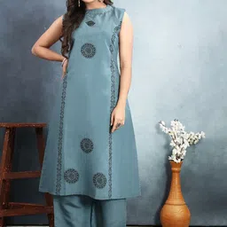 KATECLO Ethnic Motifs Printed Round Neck A-Line Kurta With Trousers-5