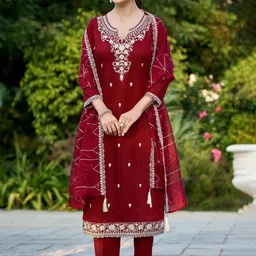 Colors of Earth Women Floral Embroidered Regular Kurta with Trousers With Dupatta-28