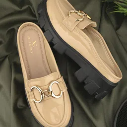 XE Looks Women Loafers-54
