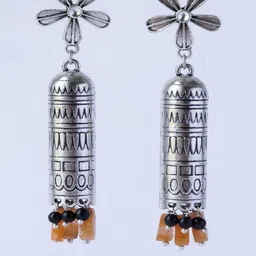 Shrim jewels Brass-Plated Artificial Beaded Floral Shaped Drop Earrings-picture-24