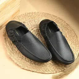 Mast & Harbour Men Round Toe Loafers-picture-17