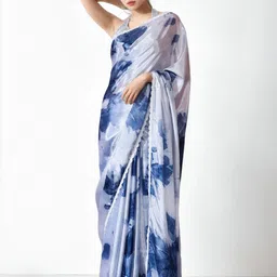 DIVASTRI Checked Silk Blend Saree-picture-44