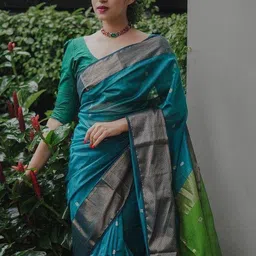 CANIZZARO Woven Design Zari Silk Blend Handloom Banarasi Saree-picture-27