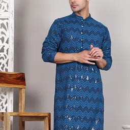 Jompers Men Geometric Embroidered Sequinned Kurta-picture-33