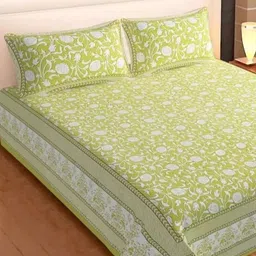 COLOURSBLOCK Green & White Floral Printed 144 TC Cotton King Bedsheet Set 2.35 m x 2.70-image-91