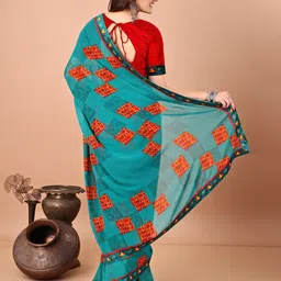LeeliPeeri Designer Printed Saree With Unstitched Blouse Piece image 5