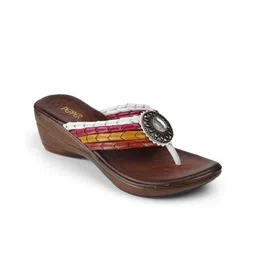 PEPPER Women Colourblocked Leather Wedge Sandals-picture-8