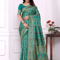 KANOODA Ethnic Motifs Zari Banarasi Saree-picture-3