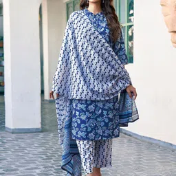 SKYLEE Floral Printed Mandarin Collar Straight Kurta With Trousers & Dupatta-58
